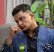 Cum și-a făcut Andrei apariția astăzi în Casa iubirii! Iată ce reacții a stârnit concurentul cu ținuta lui